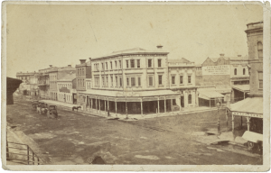 GW PERRY Studio front SLV pi200180 001